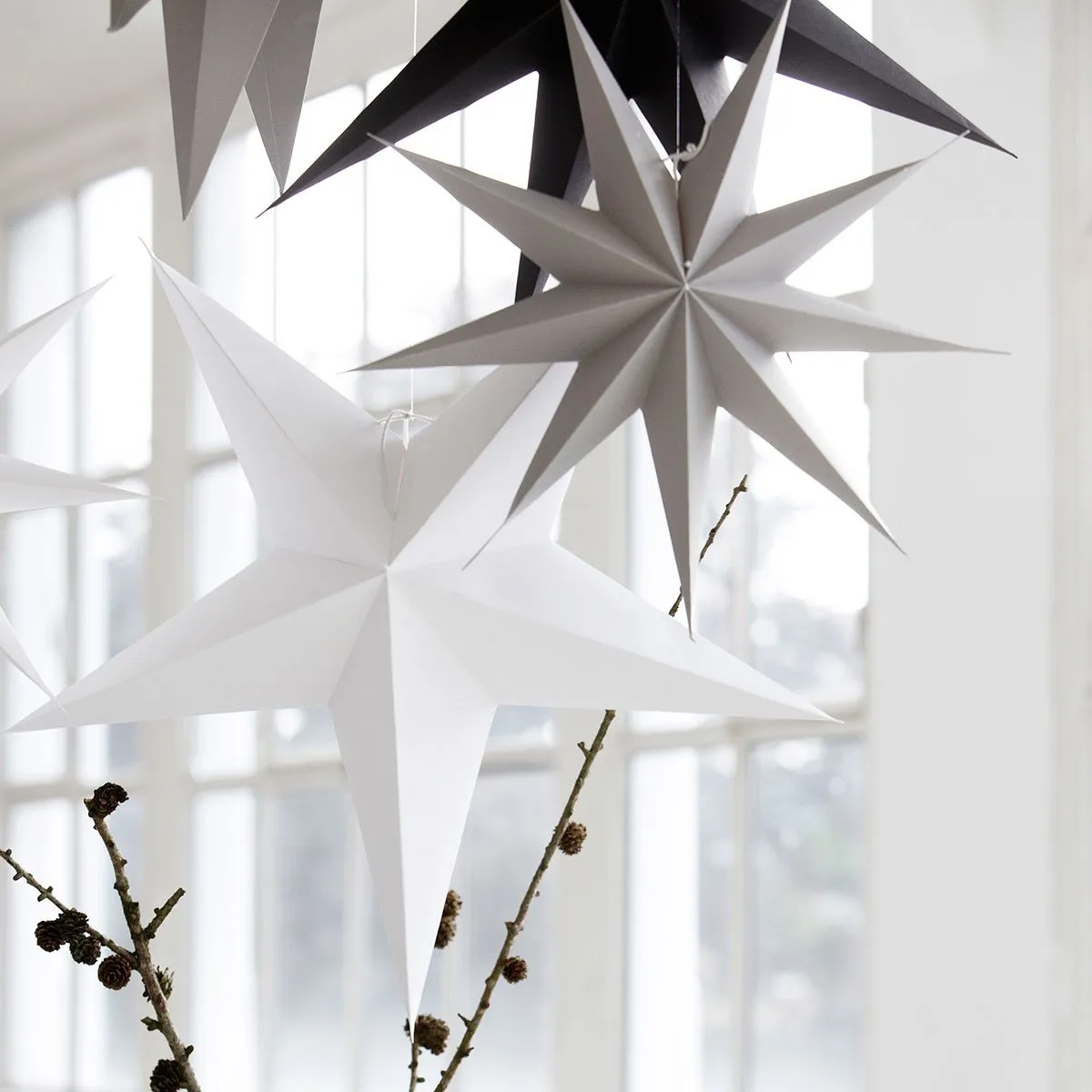 9 Point Star | 45cm | White or Brown/Black | by House Doctor