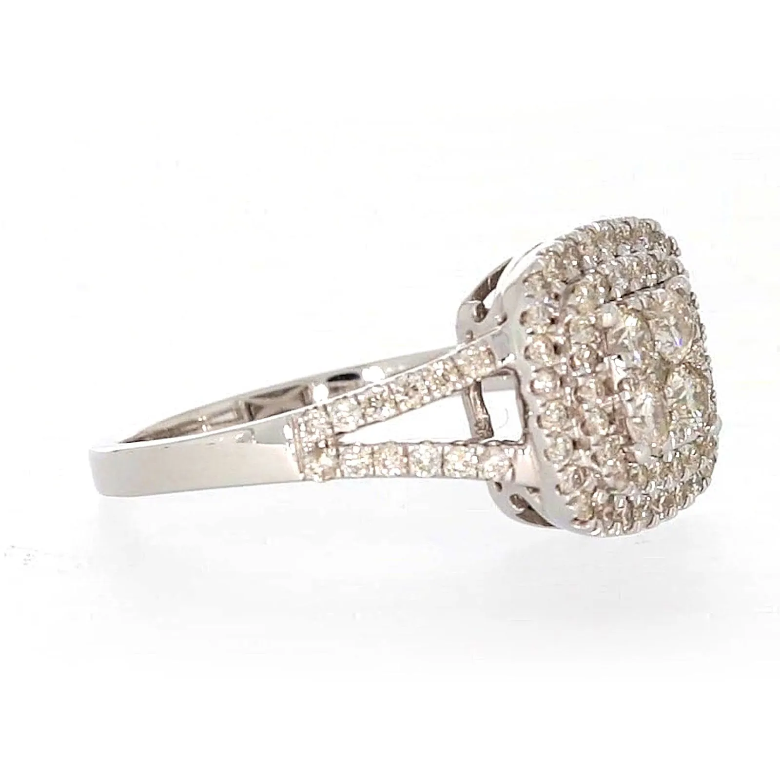 9ct White Gold Round Brilliant Cut with 1 CARAT tw of Diamonds Ring