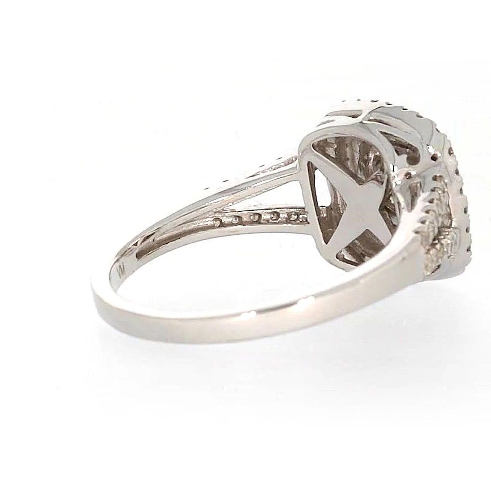 9ct White Gold Round Brilliant Cut with 1 CARAT tw of Diamonds Ring