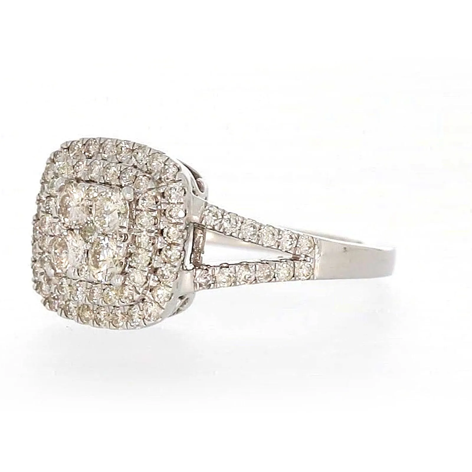 9ct White Gold Round Brilliant Cut with 1 CARAT tw of Diamonds Ring