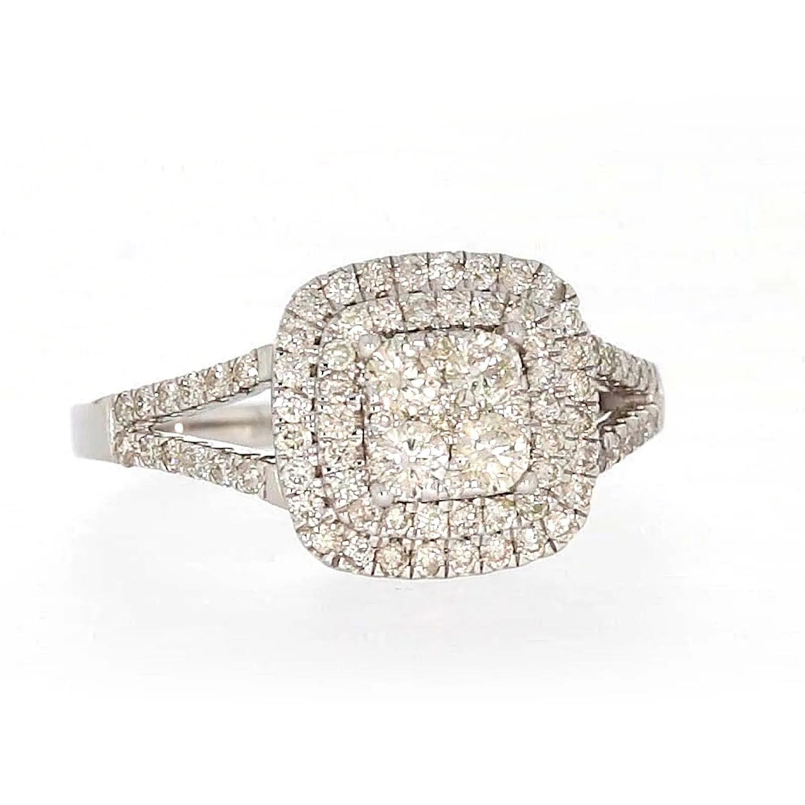 9ct White Gold Round Brilliant Cut with 1 CARAT tw of Diamonds Ring