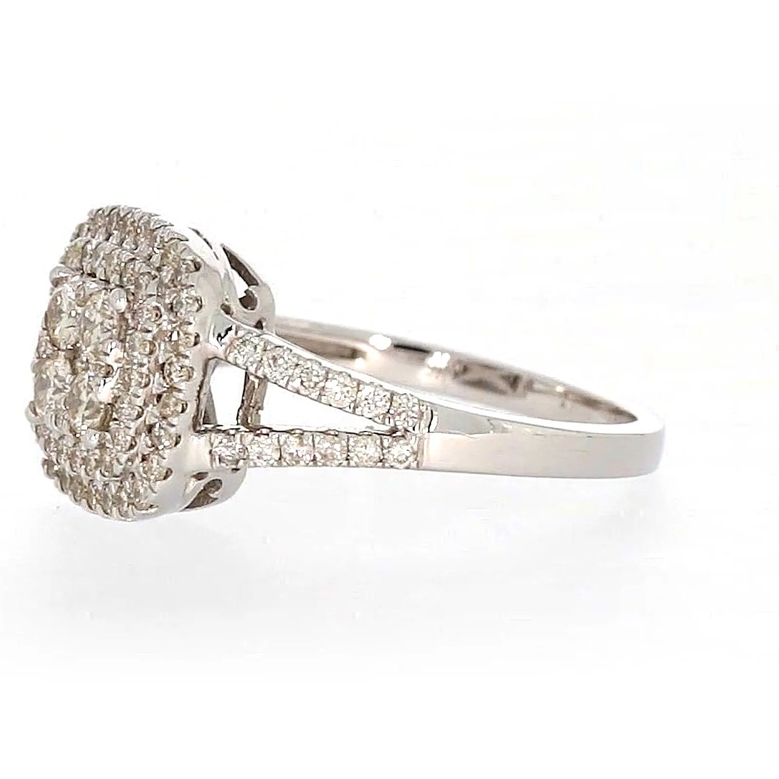 9ct White Gold Round Brilliant Cut with 1 CARAT tw of Diamonds Ring
