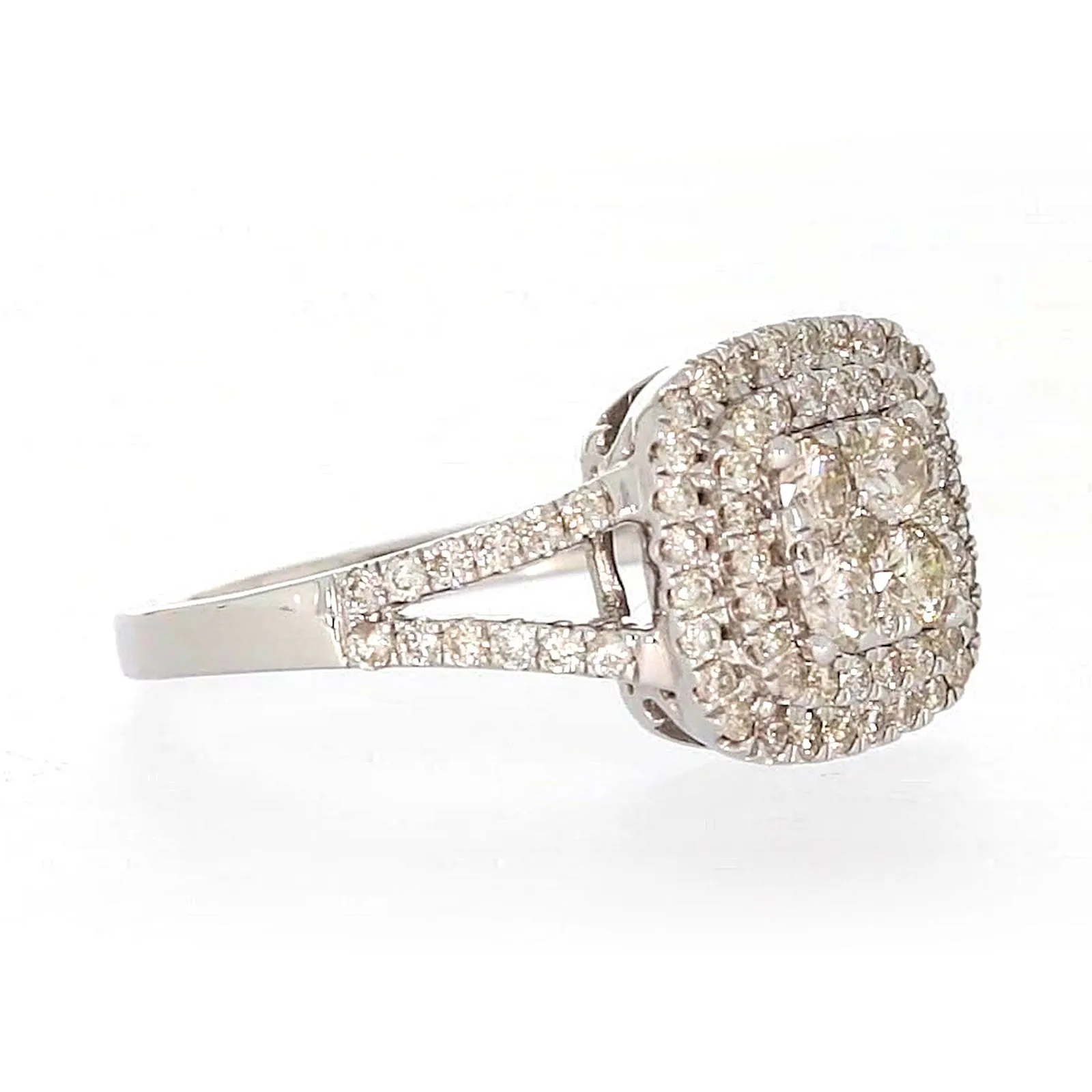 9ct White Gold Round Brilliant Cut with 1 CARAT tw of Diamonds Ring