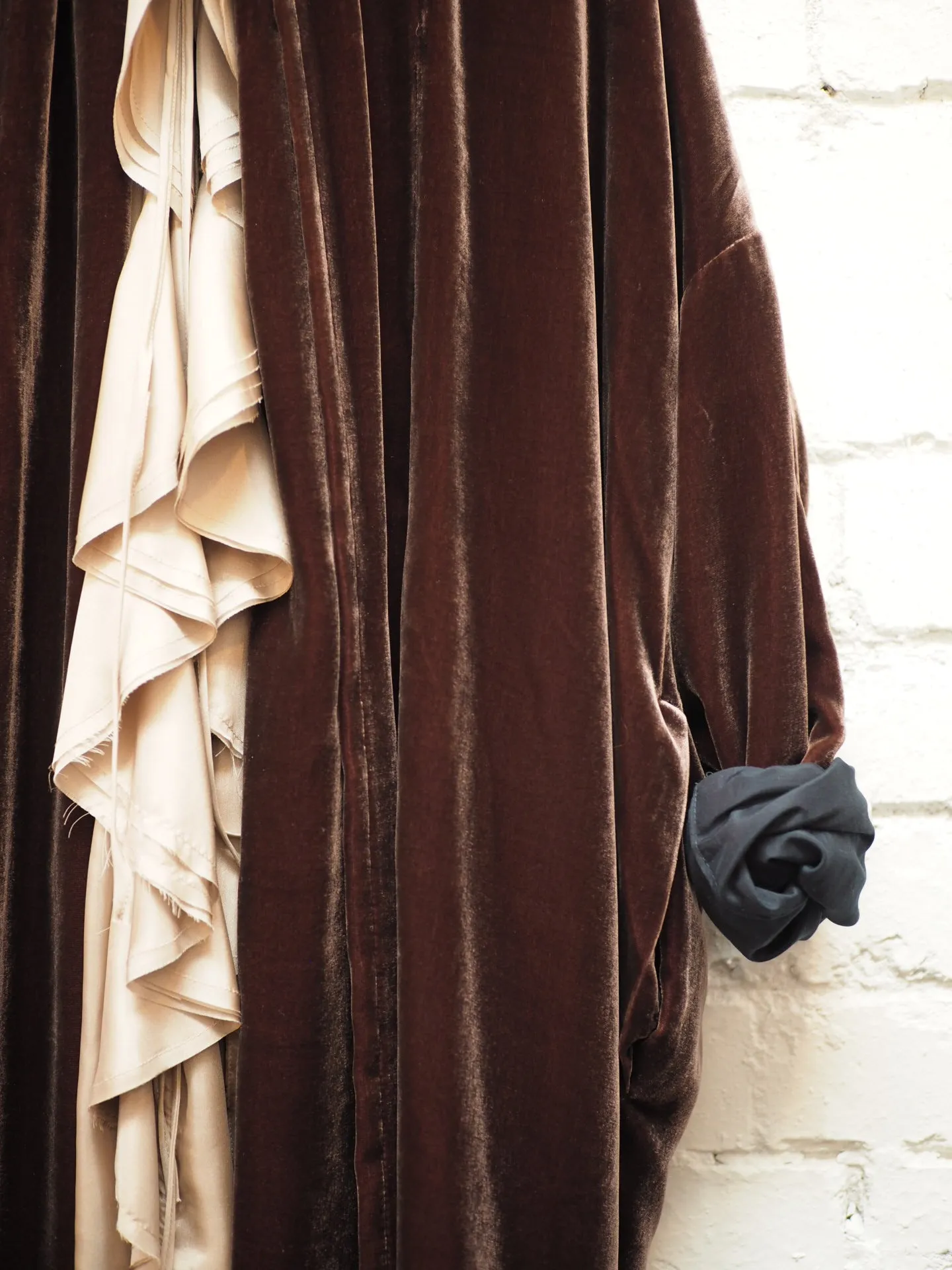 Cocoon coat (Silk velvet ) - Khaki Green