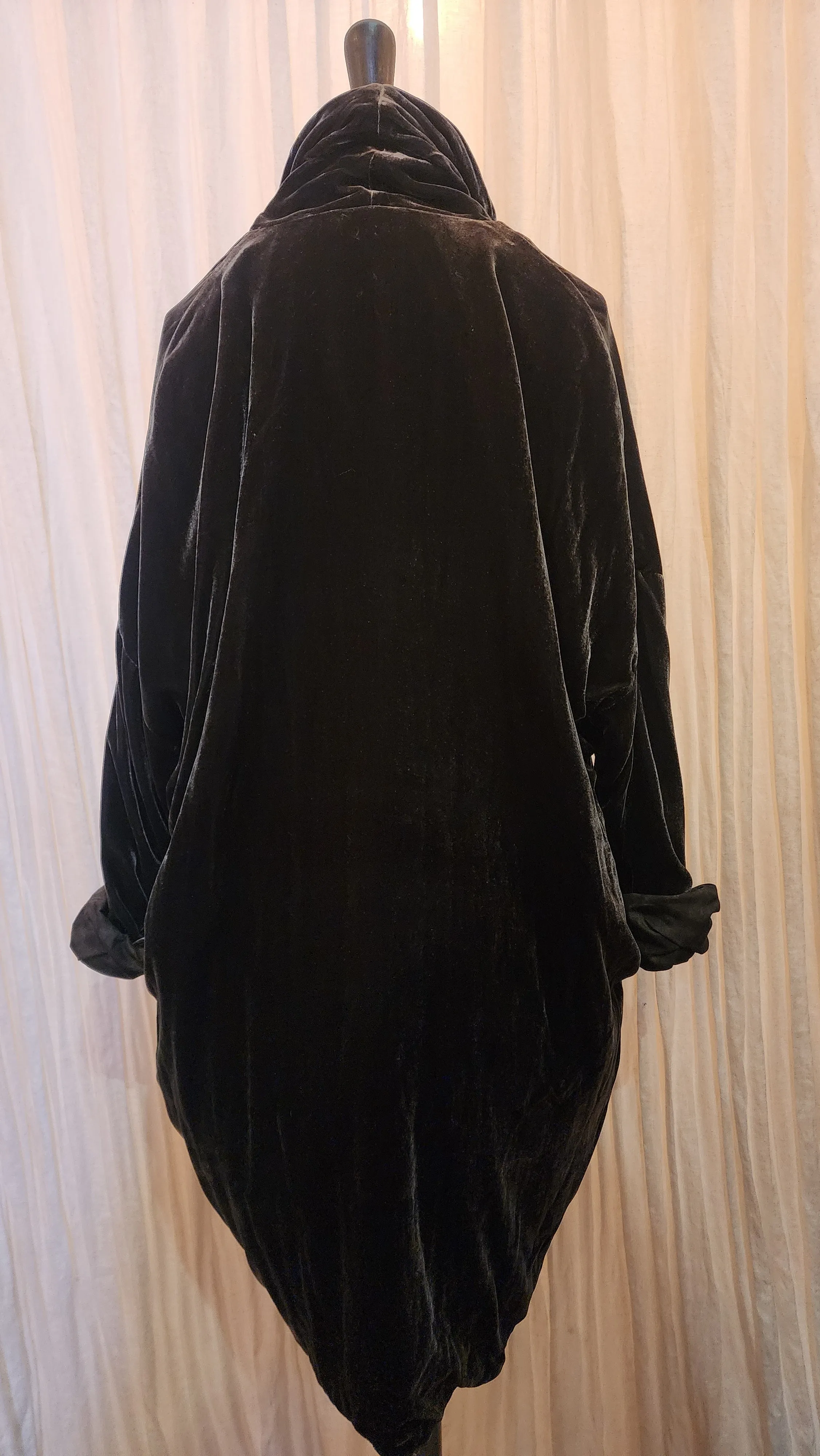 Cocoon coat (Silk velvet ) - Khaki Green