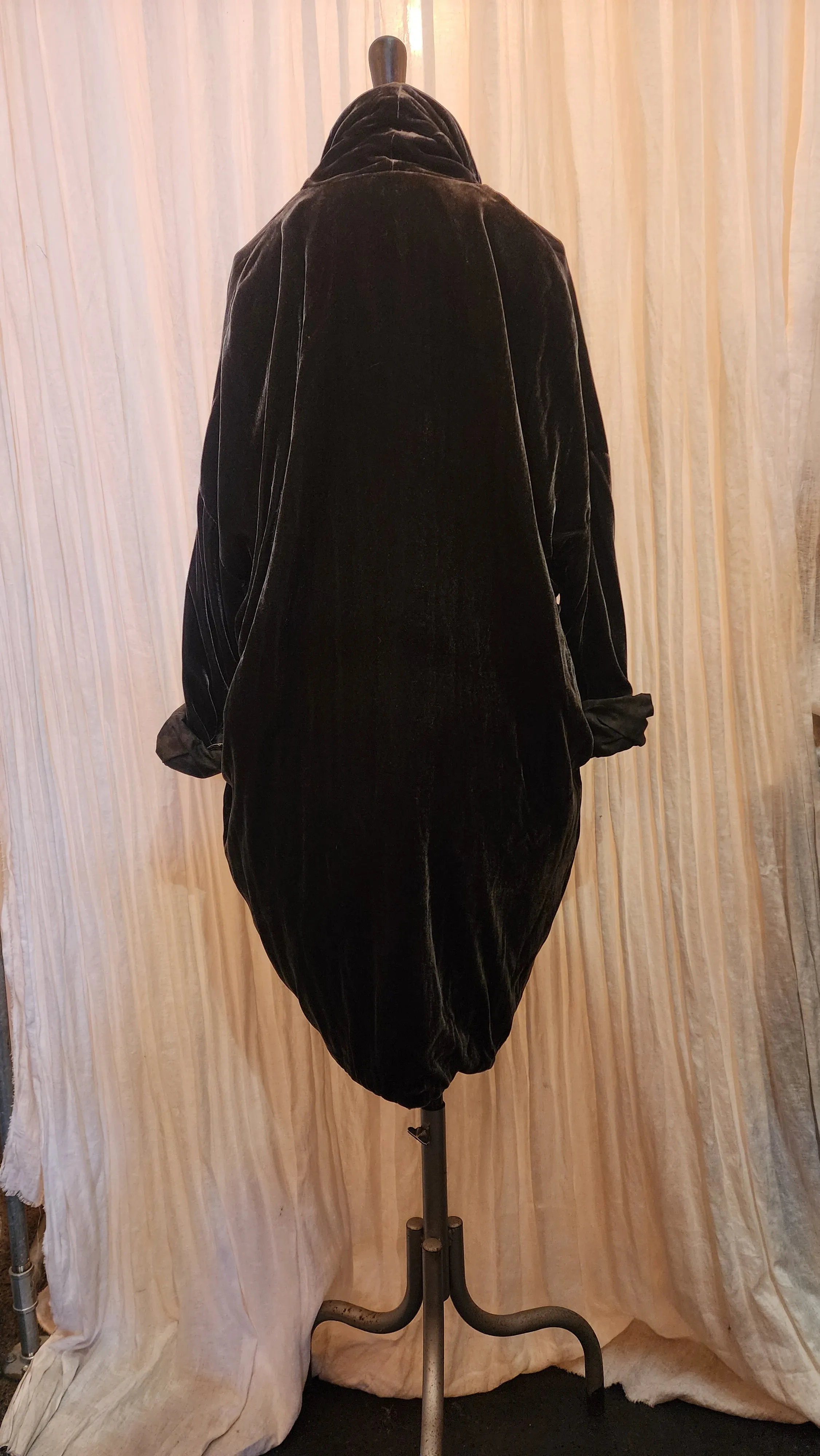 Cocoon coat (Silk velvet ) - Khaki Green