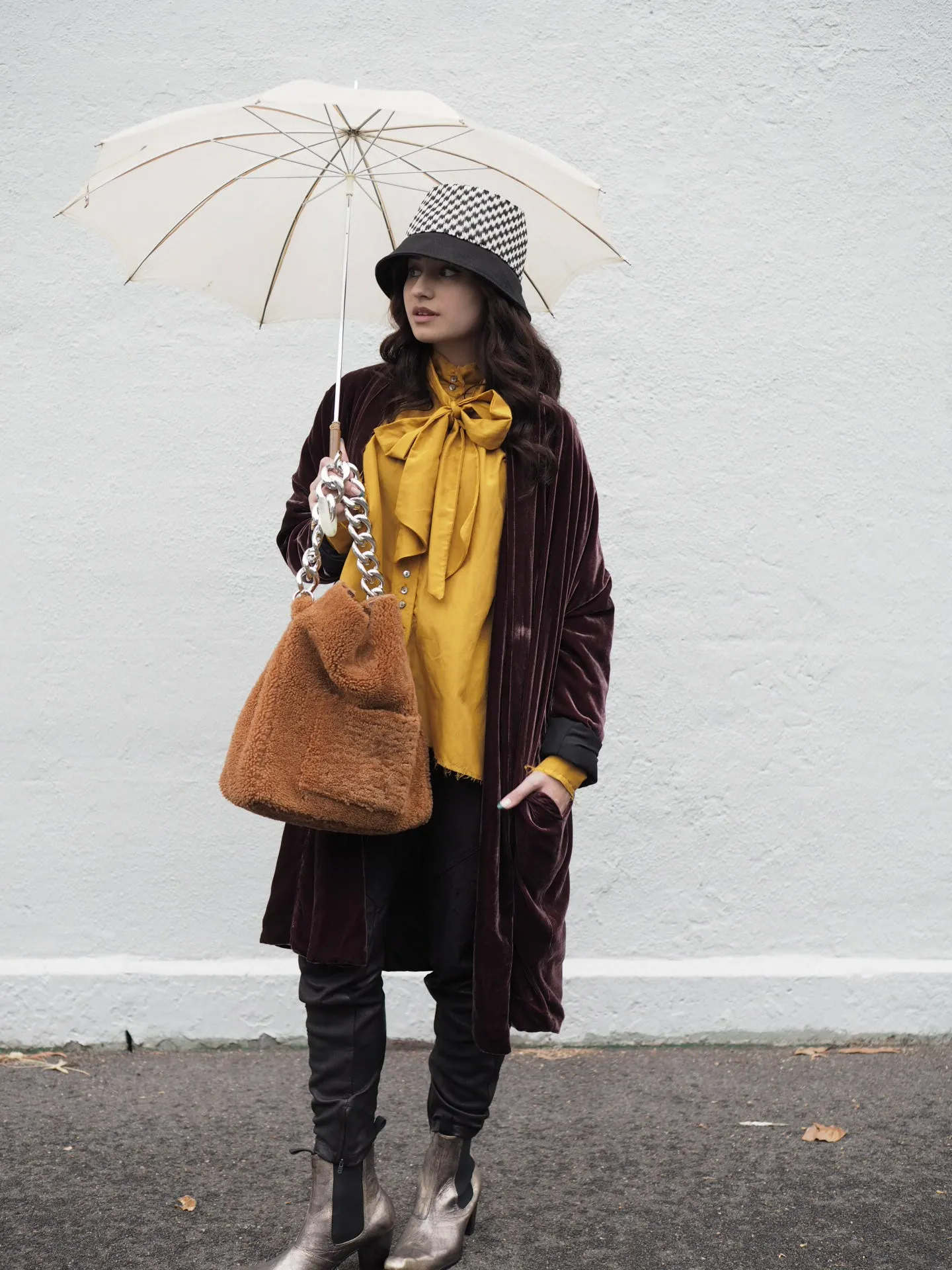 Cocoon coat (Silk velvet ) - Khaki Green