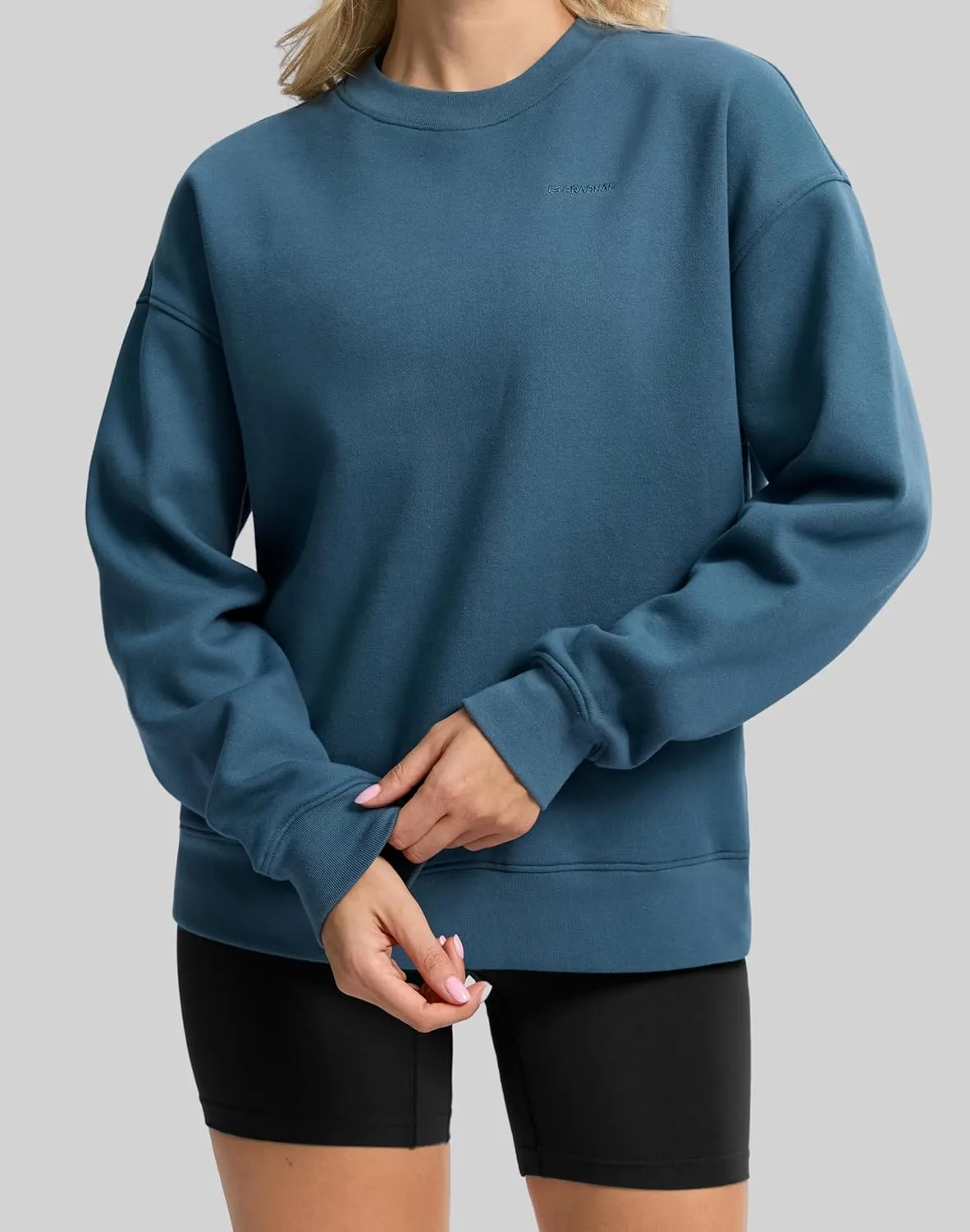 G Gradual Women's Crewneck Sweatshirts Oversized Cotton-blend Fleece Pullover Sweatshirt for Women Loose Fit