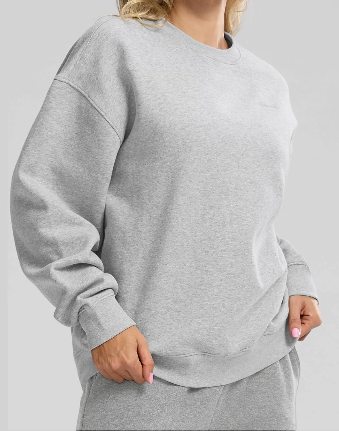 G Gradual Women's Crewneck Sweatshirts Oversized Cotton-blend Fleece Pullover Sweatshirt for Women Loose Fit