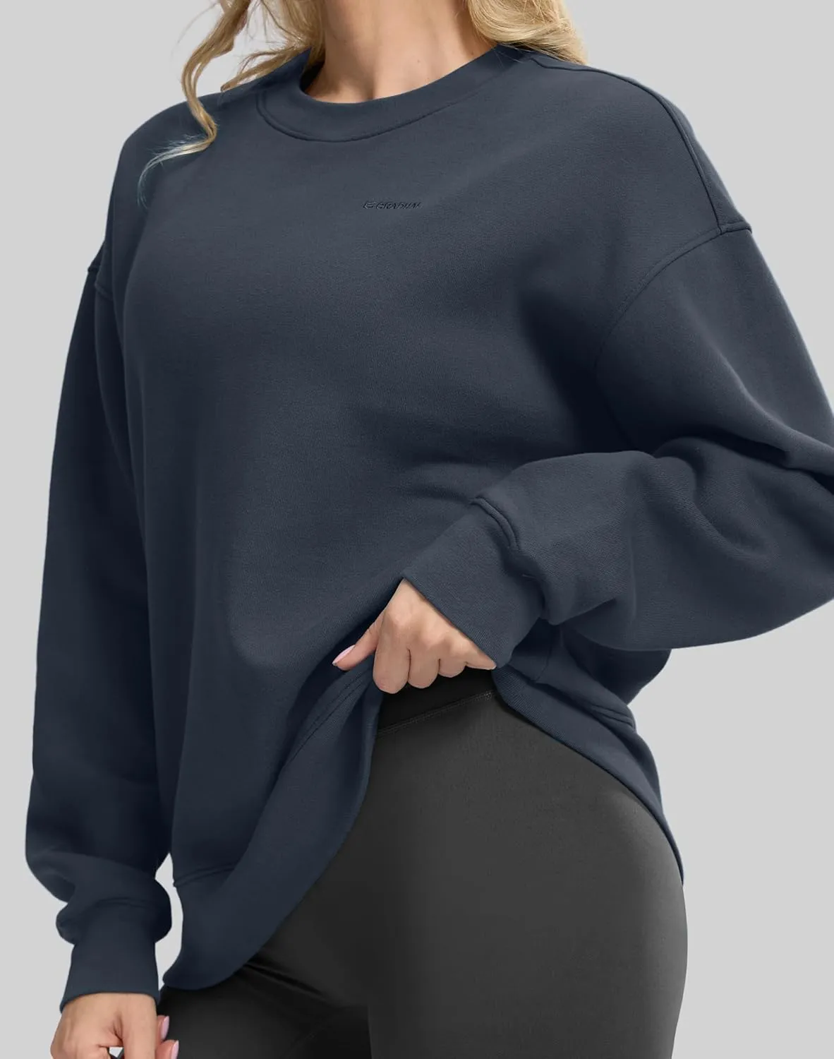 G Gradual Women's Crewneck Sweatshirts Oversized Cotton-blend Fleece Pullover Sweatshirt for Women Loose Fit