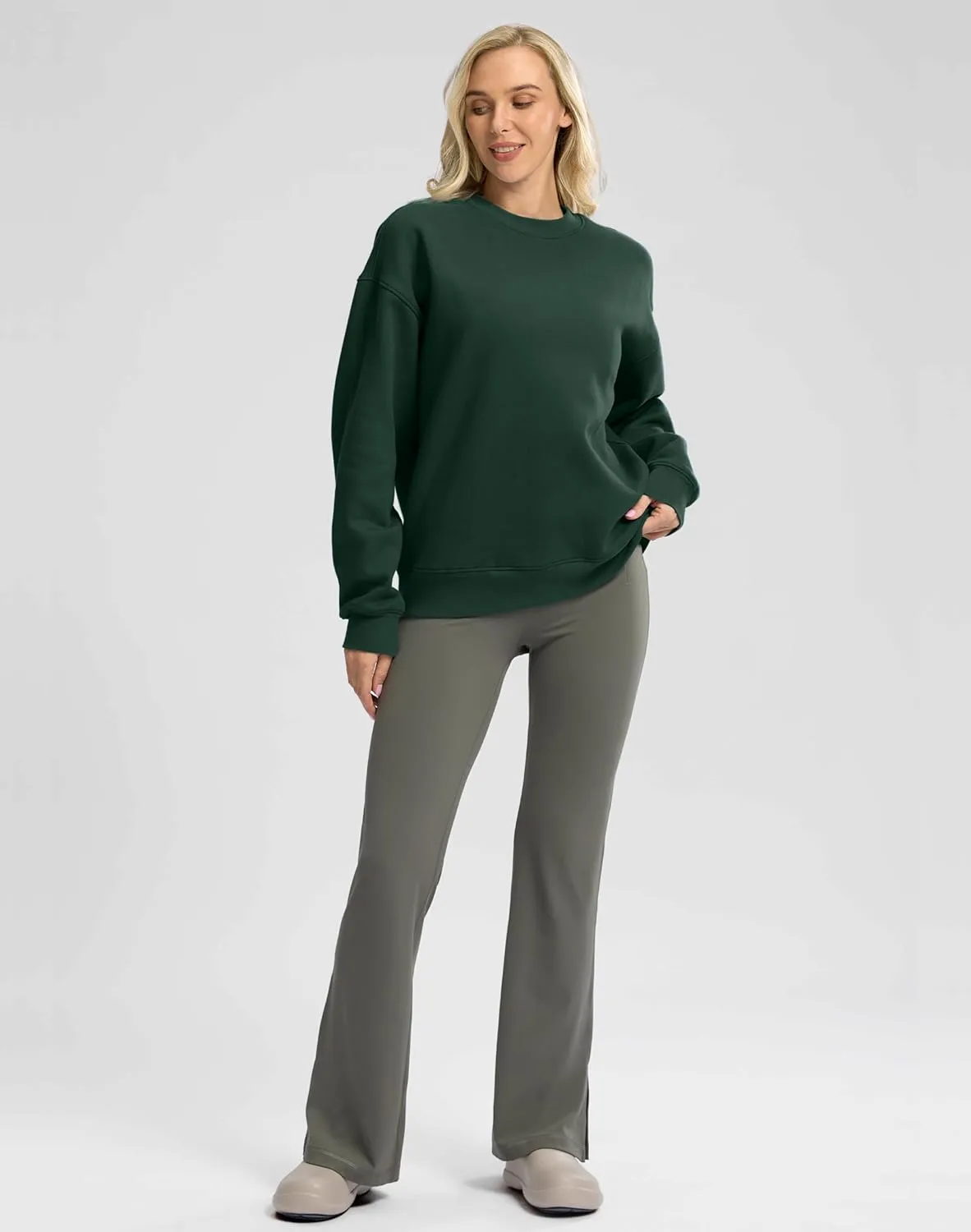 G Gradual Women's Crewneck Sweatshirts Oversized Cotton-blend Fleece Pullover Sweatshirt for Women Loose Fit
