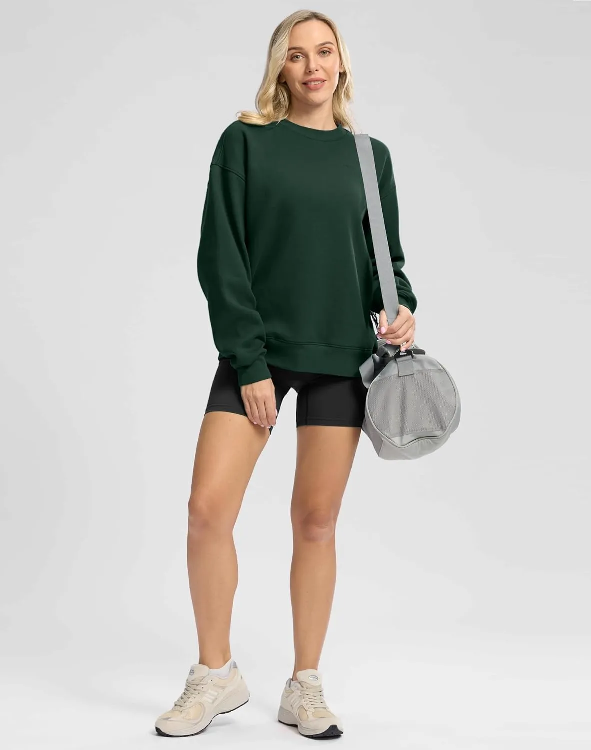 G Gradual Women's Crewneck Sweatshirts Oversized Cotton-blend Fleece Pullover Sweatshirt for Women Loose Fit