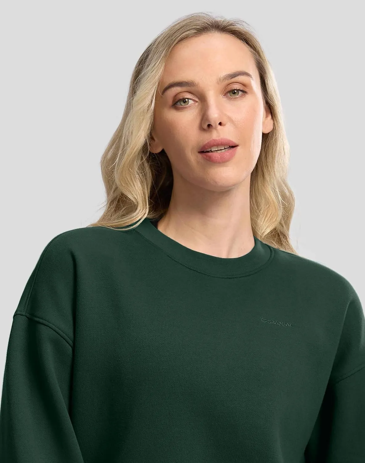 G Gradual Women's Crewneck Sweatshirts Oversized Cotton-blend Fleece Pullover Sweatshirt for Women Loose Fit