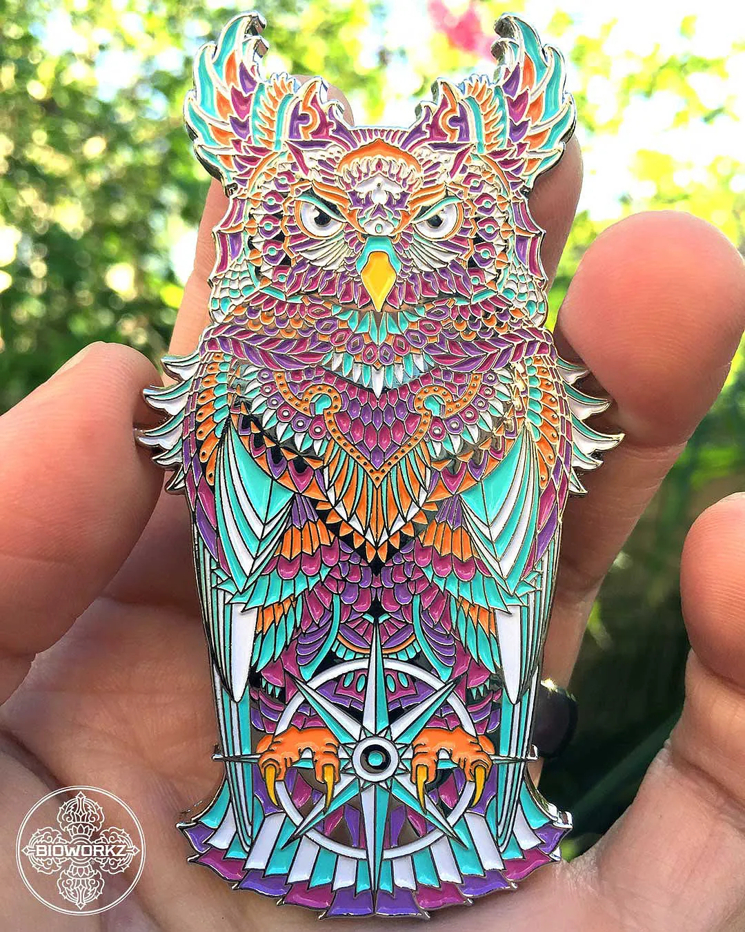 Grand Amethyst Owl Pin (Edition of 100)