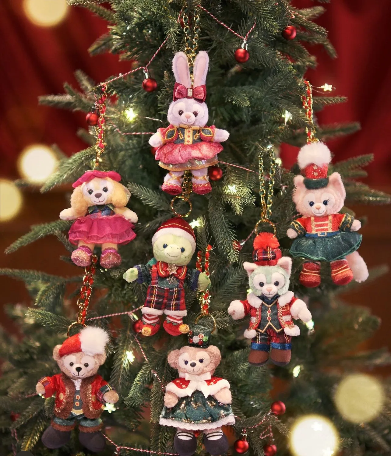 HKDL - 2024 Christmas Duffy and Friends x Duffy Plush Keychain
