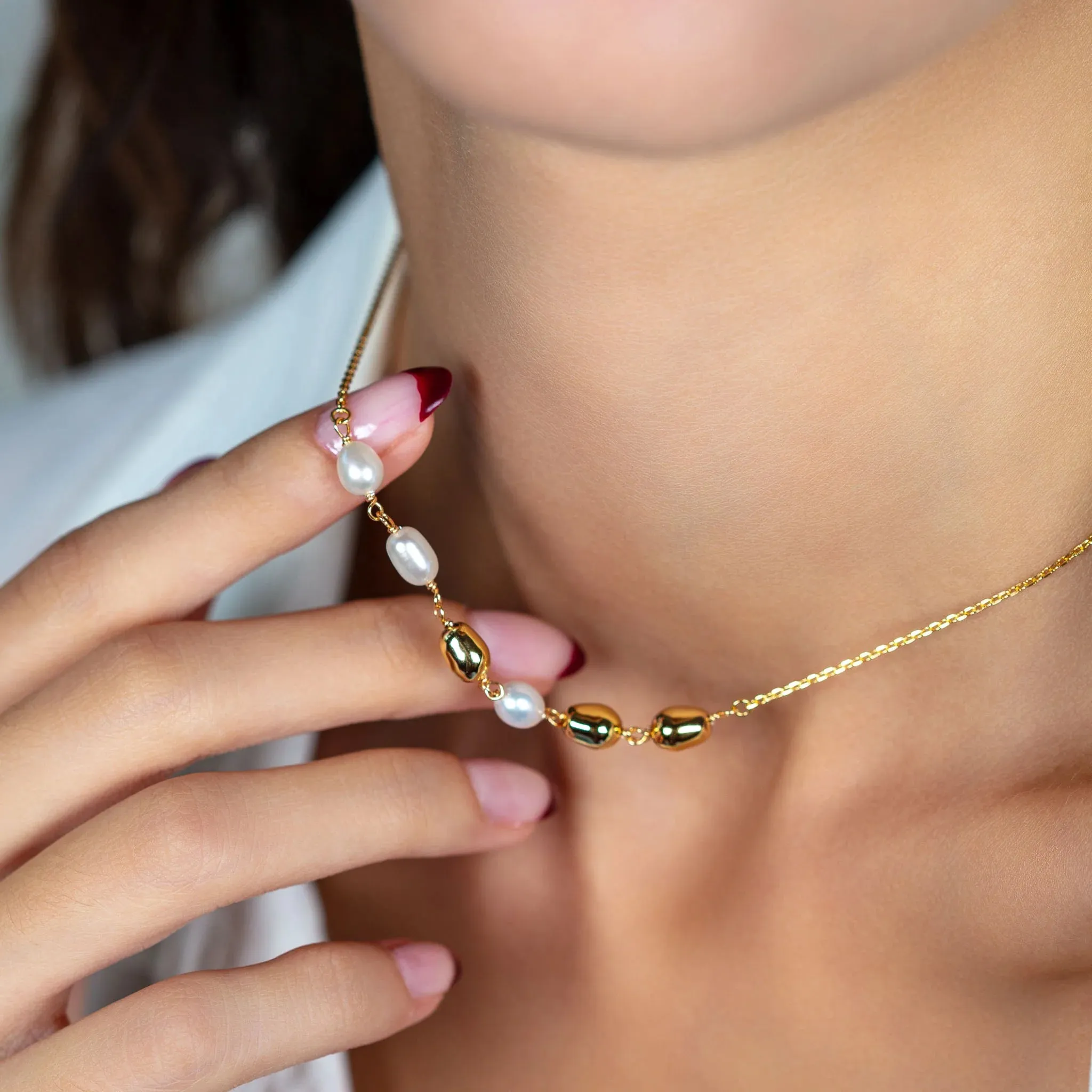 Leila Pearl Necklace