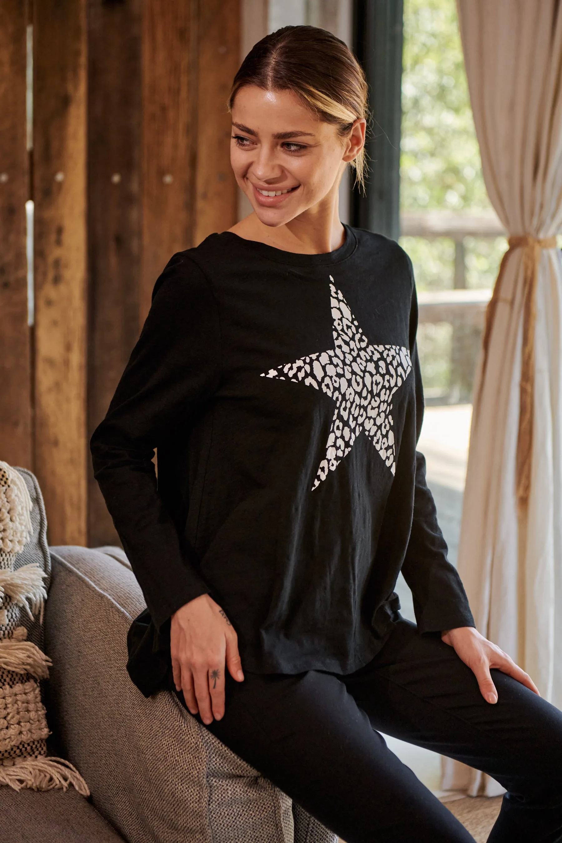 Leo Star Leopard Print Black Long Sleeve Top