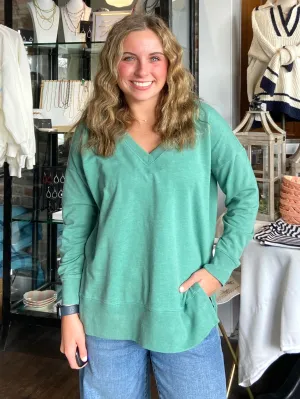 Modern V-neck Weekender Botanical Green