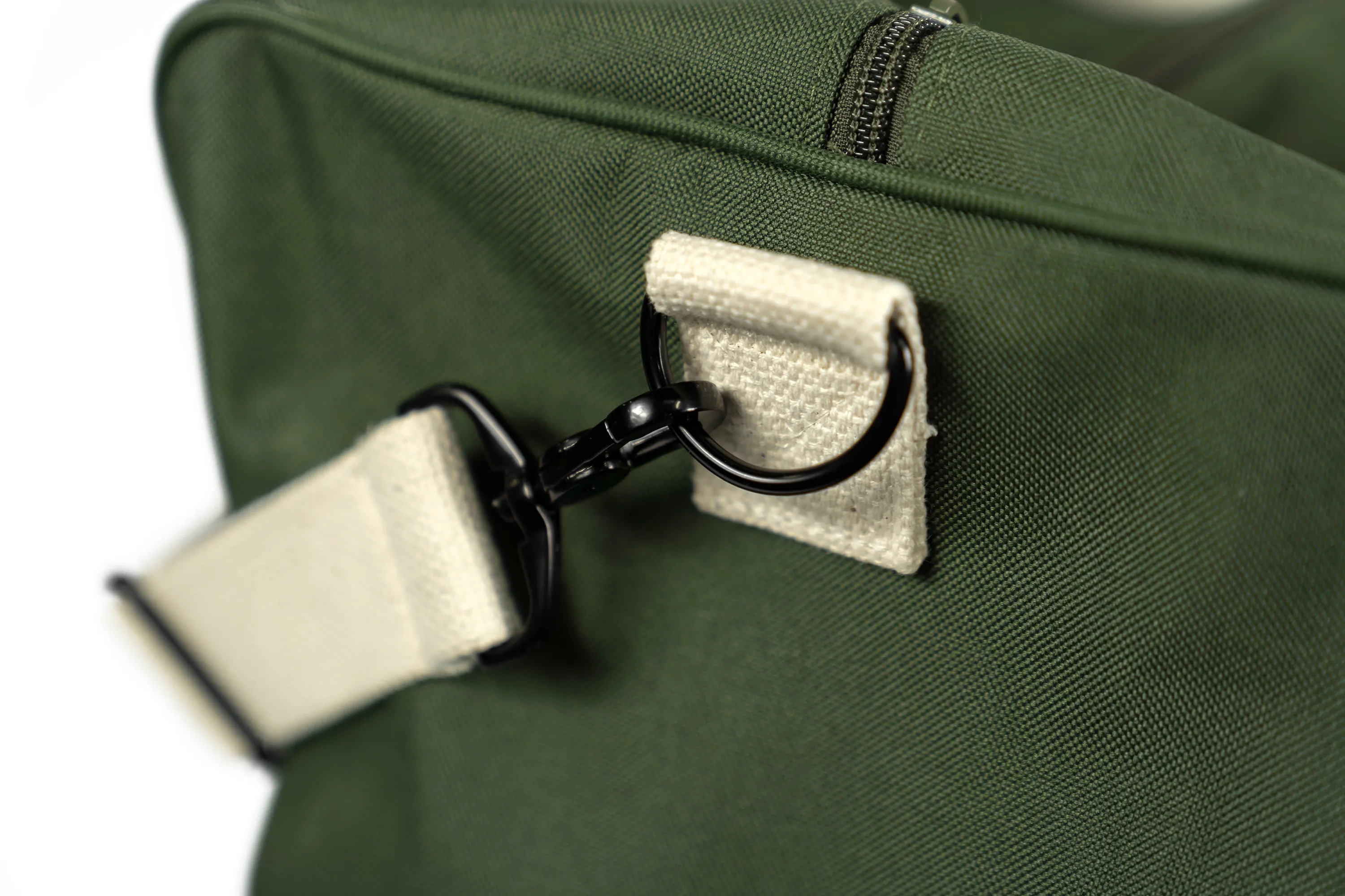 NO HAND OUTS DUFFEL BAG - OLIVE
