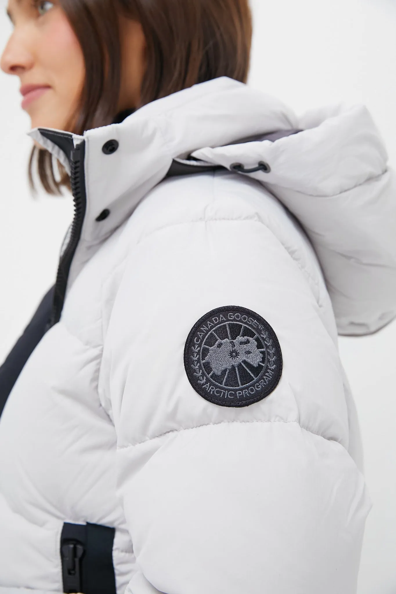 Silverbirch Black Disc Junction Cropped Puffer