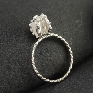 Stunning Silver Star Cactus Ring - Elegant and Unique Jewelry Piece