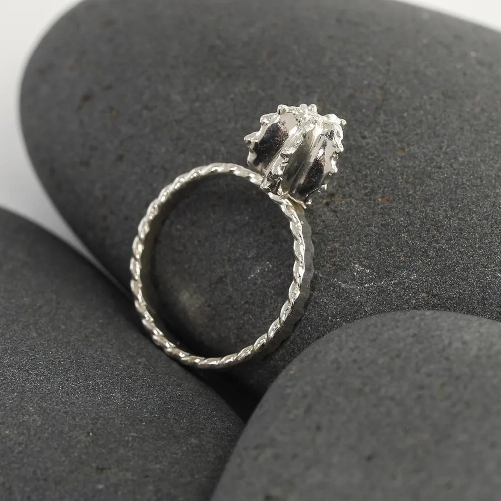 Stunning Silver Star Cactus Ring - Elegant and Unique Jewelry Piece