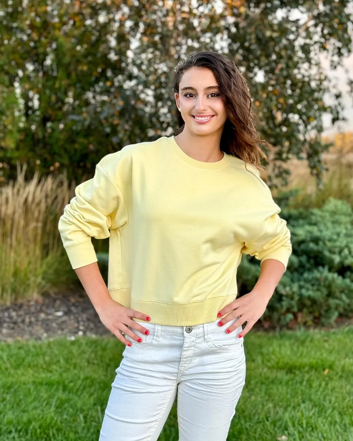 Stelle Cropped Sweatshirts for Women Cotton Long Sleeve Crop Tops Crewneck Pullover Oversized Sweater
