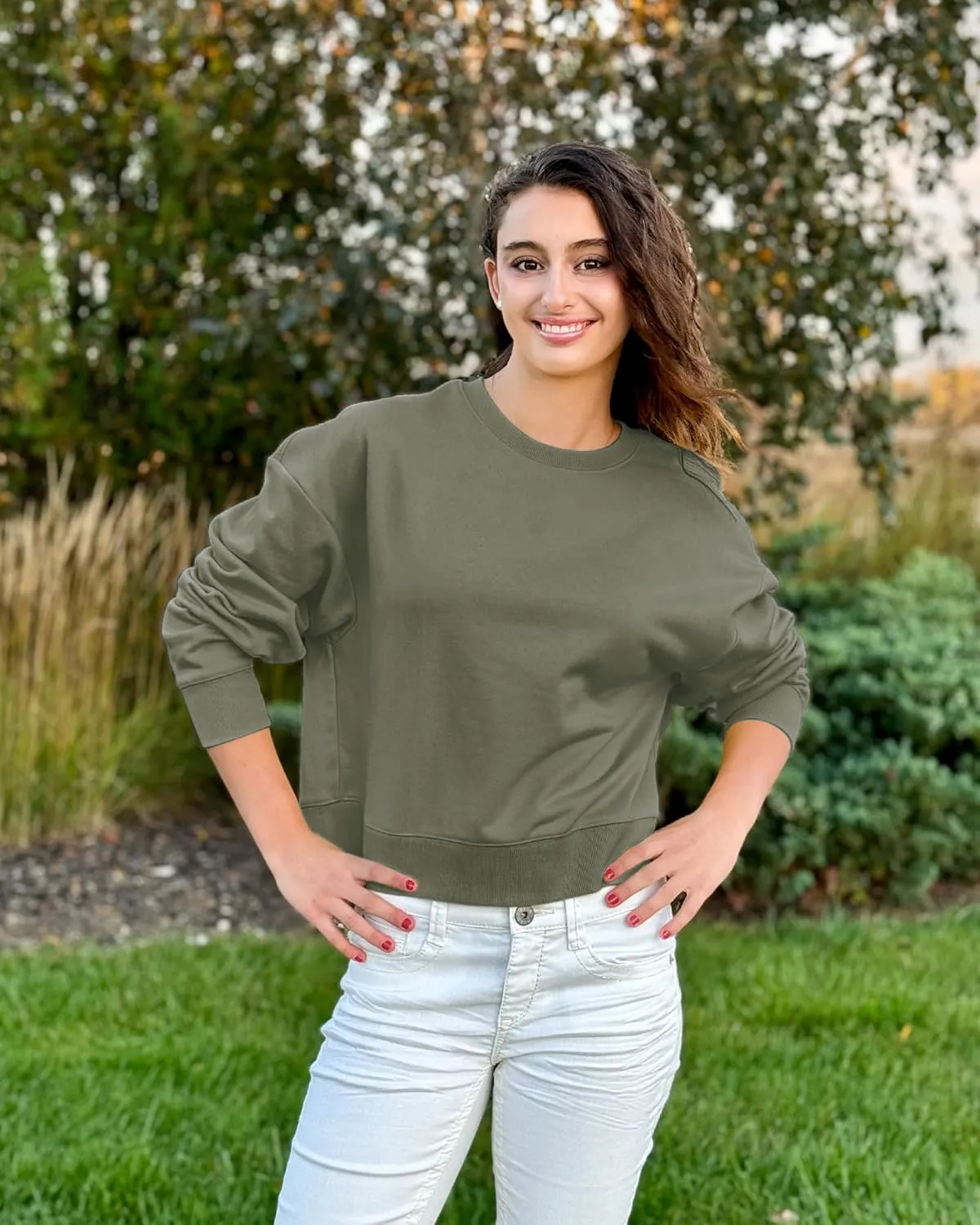 Stelle Cropped Sweatshirts for Women Cotton Long Sleeve Crop Tops Crewneck Pullover Oversized Sweater