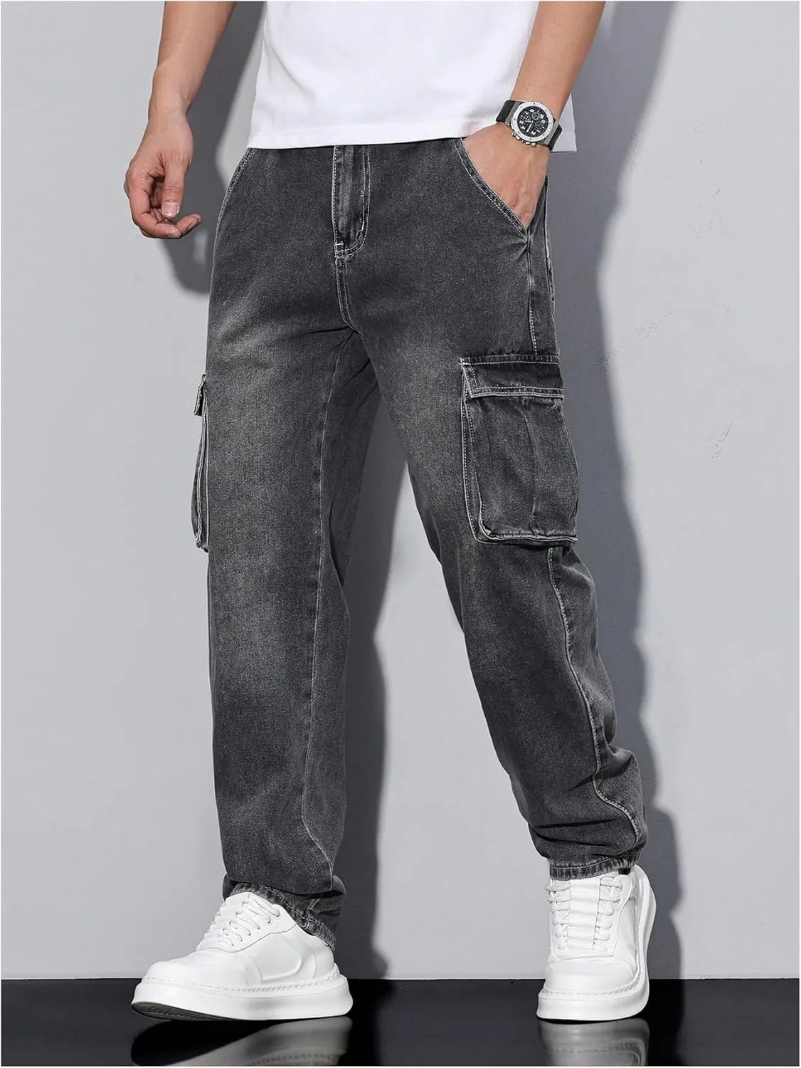 Verdusa Men's Distressed Straight Leg Denim Pants Vintage Jeans with Pockets