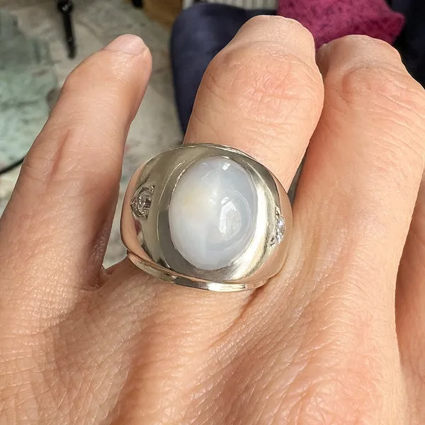 Vintage Star Sapphire & Diamond Ring