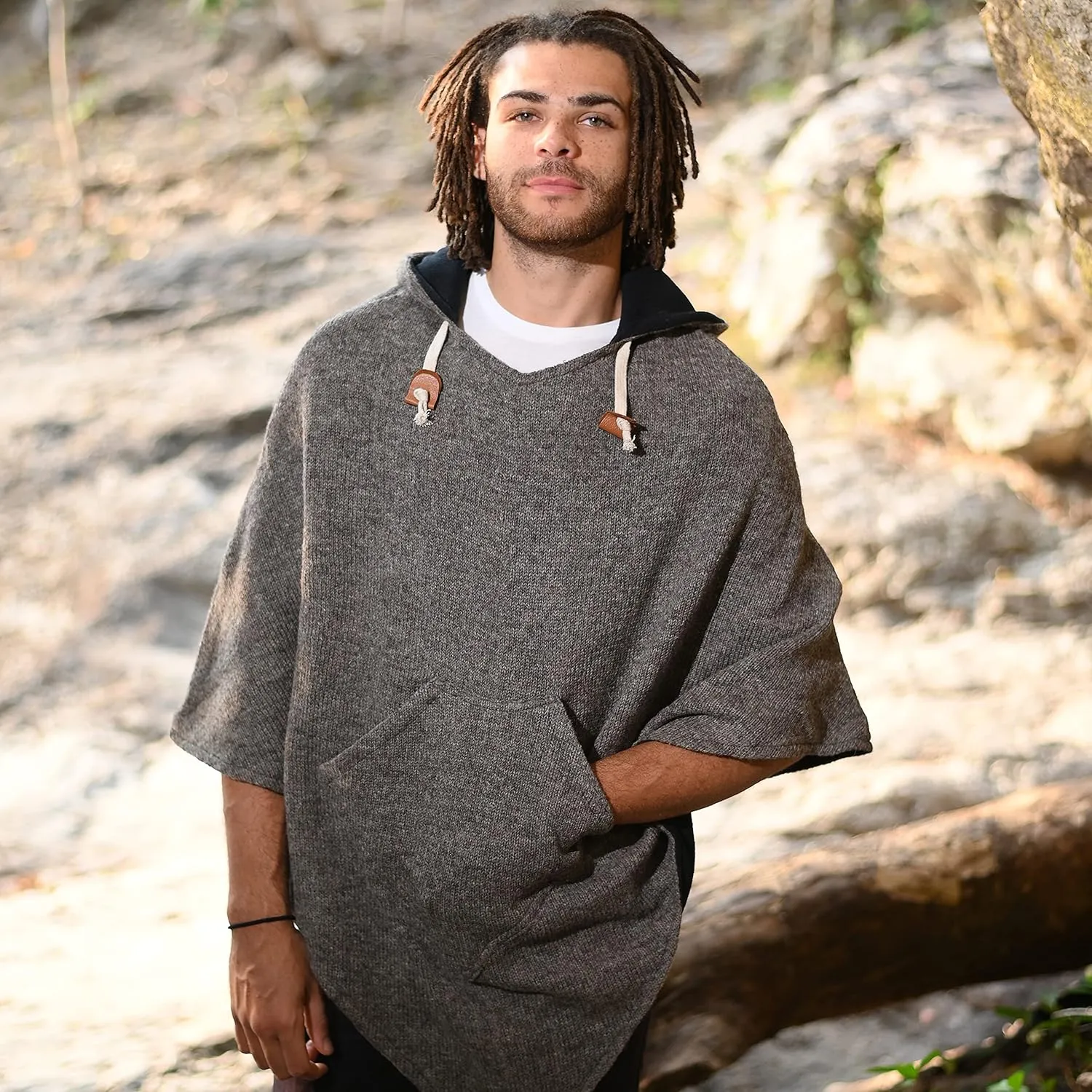 virblatt - Poncho Men & Women | Wool & Fleece | Unisex Hooded Winter Poncho