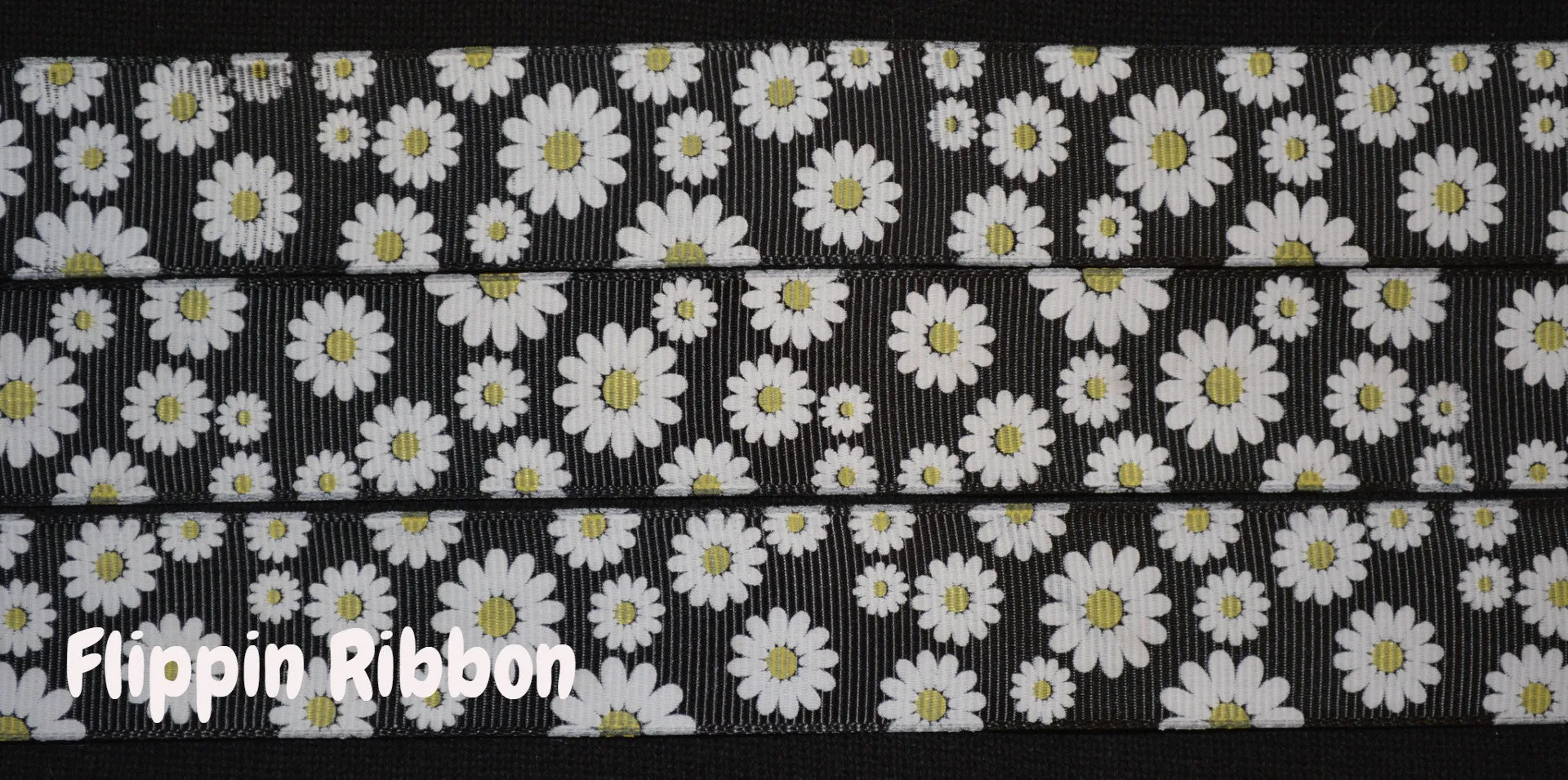 White Daisy Ribbon - 1 inch Printed Grosgrain