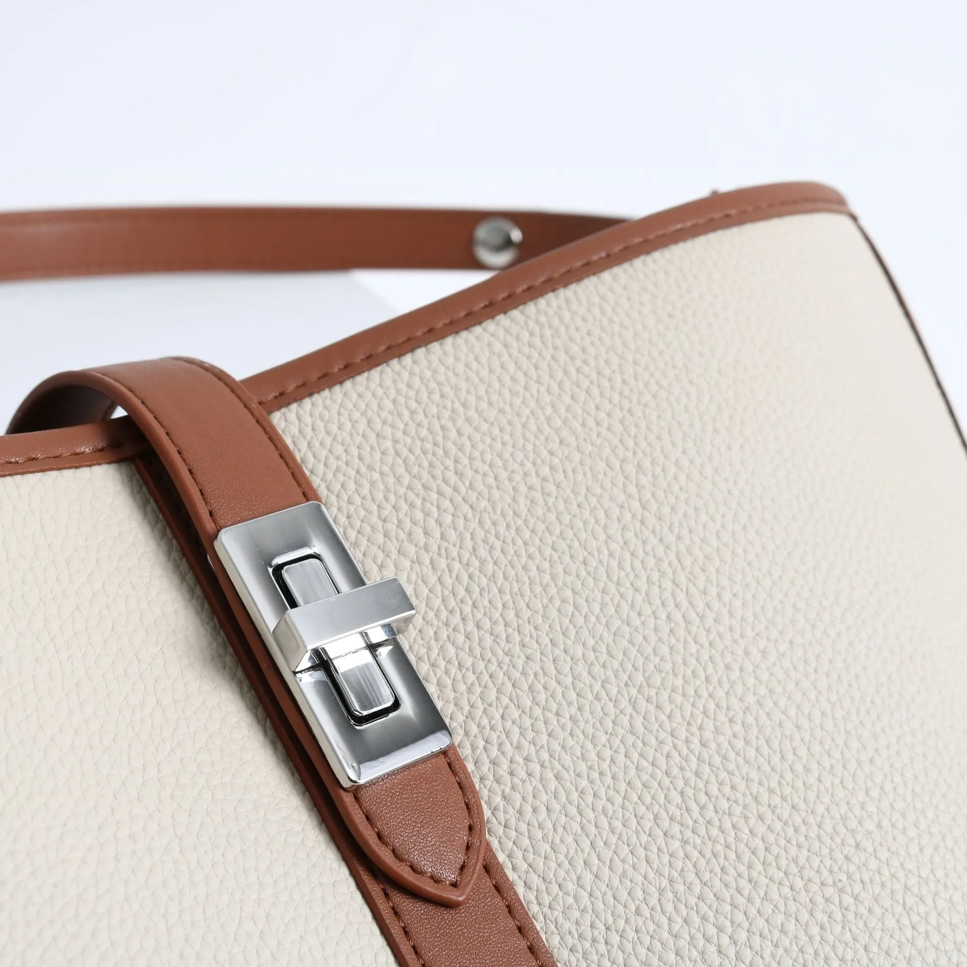Women's Leather Hobo Bag