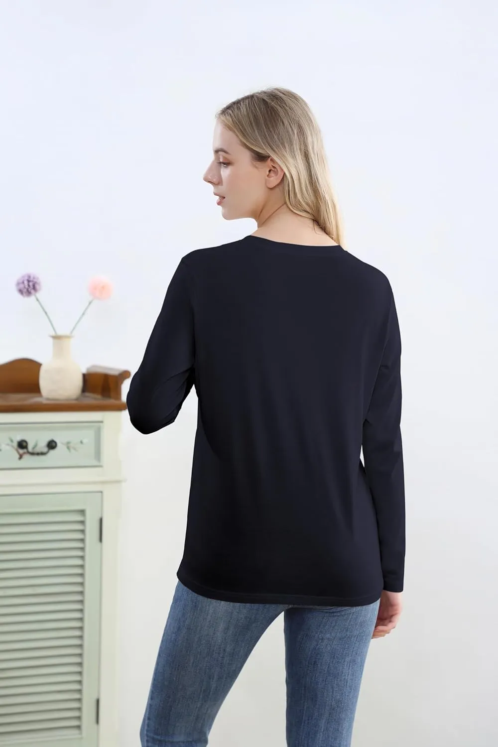 Women's Long Sleeve Crew Neck Cotton T-Shirt Regular Fit Lightweight Solid Basic Tee Soft Casual Tops Baselayer