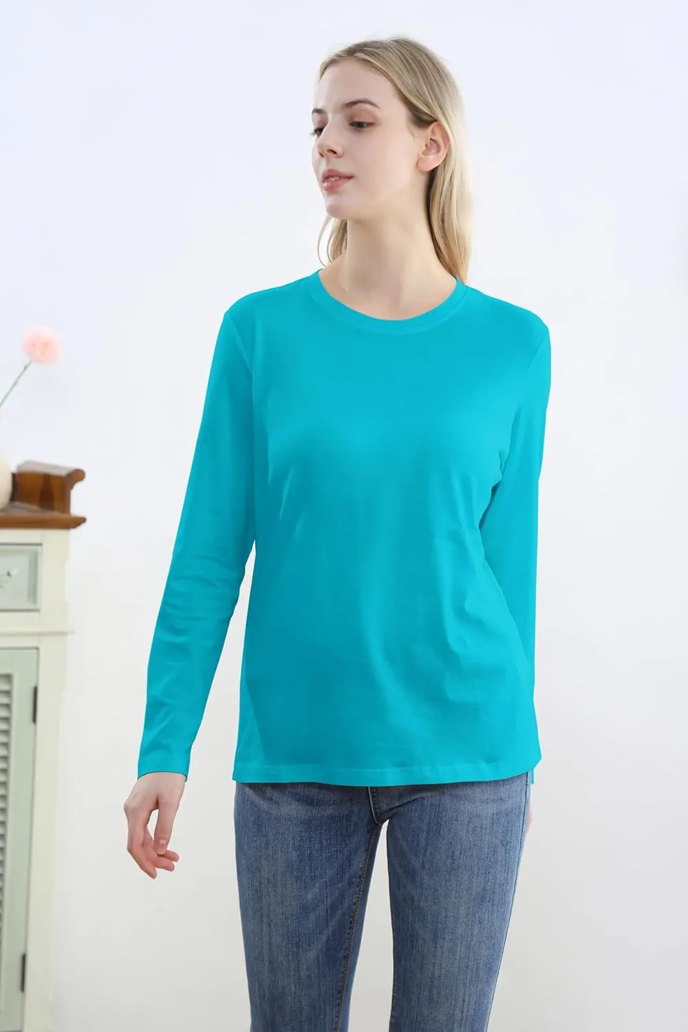 Women's Long Sleeve Crew Neck Cotton T-Shirt Regular Fit Lightweight Solid Basic Tee Soft Casual Tops Baselayer